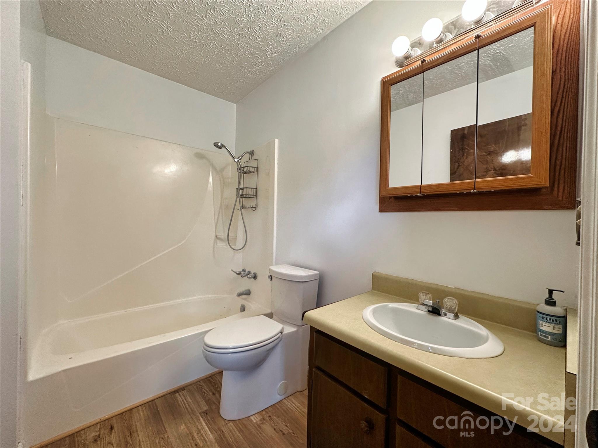 7 Bellhaven Court Clyde, NC 28721 - Photo 7 of 16 Gallery Image 7