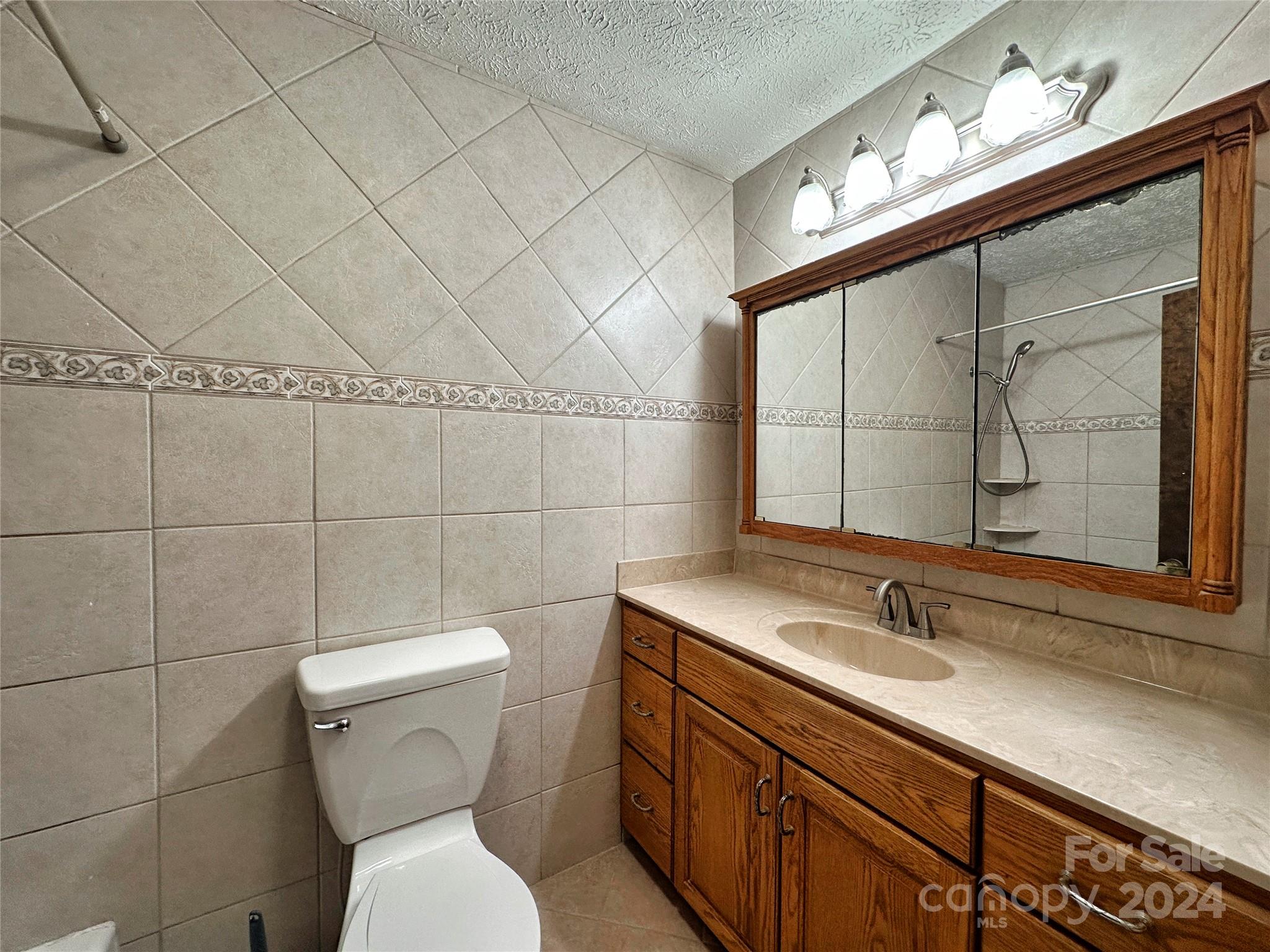 7 Bellhaven Court Clyde, NC 28721 - Photo 10 of 16 Gallery Image 10
