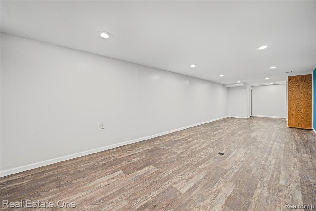 12107 19 Mile Road Sterling Heights, MI 48313 - Photo 12 of 20