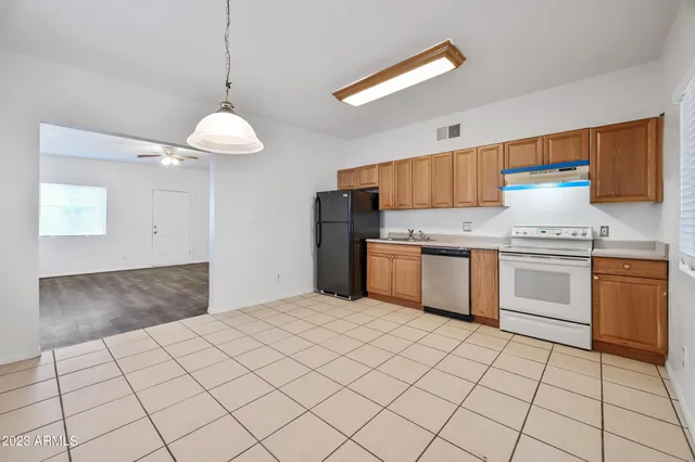 $1,680 | 5327 East Taylor Street, Unit A, Phoenix, AZ 85008