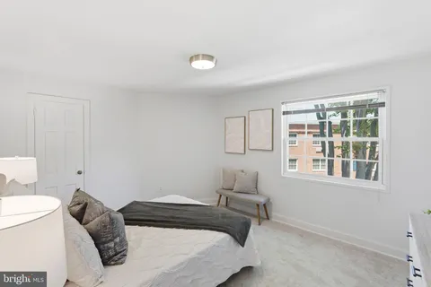 $340,000 | 1608 West Abingdon Drive, Unit 302, Alexandria, VA 22314
