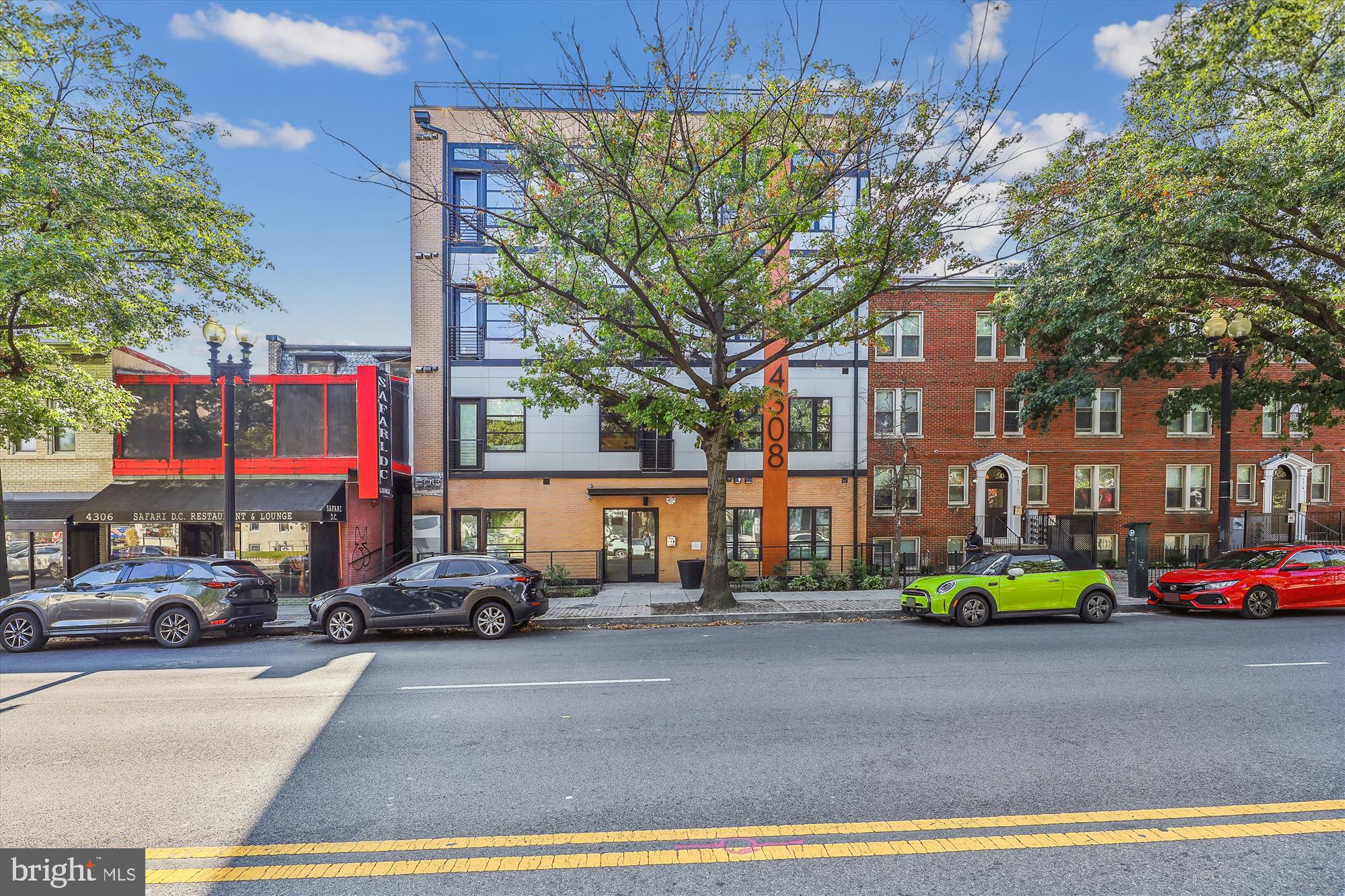 4308 Georgia Avenue Northwest, Unit 502 Washington, DC 20011 - Photo 2 of 29