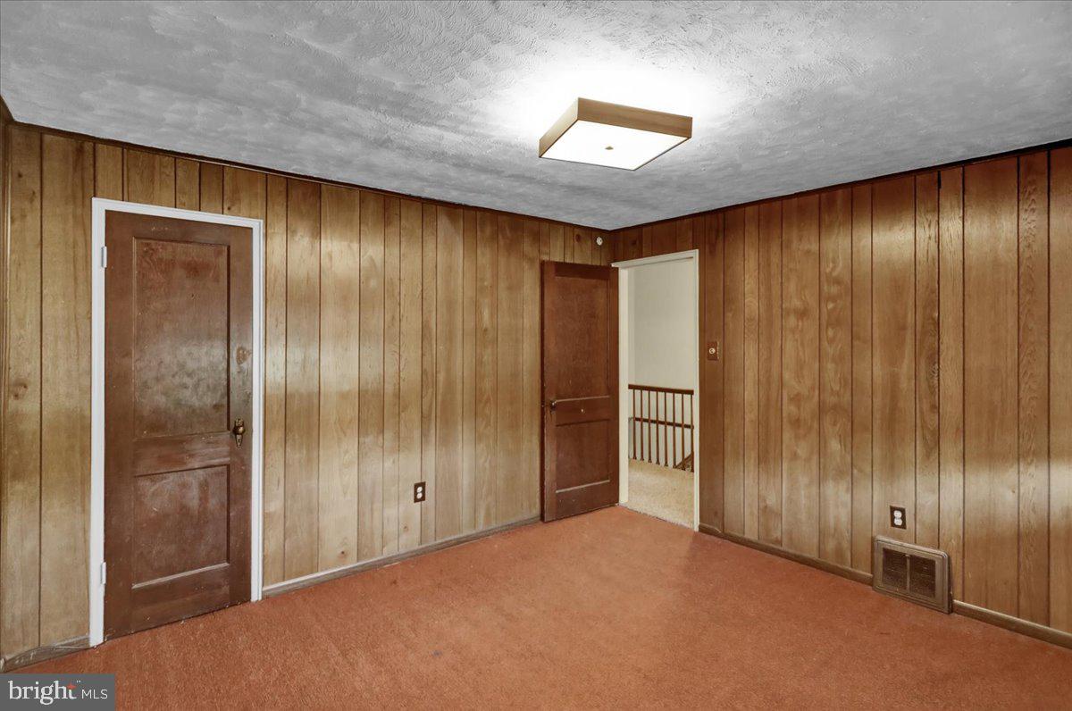 203 Sycamore Road Reading, PA 19611 - Photo 13 of 27