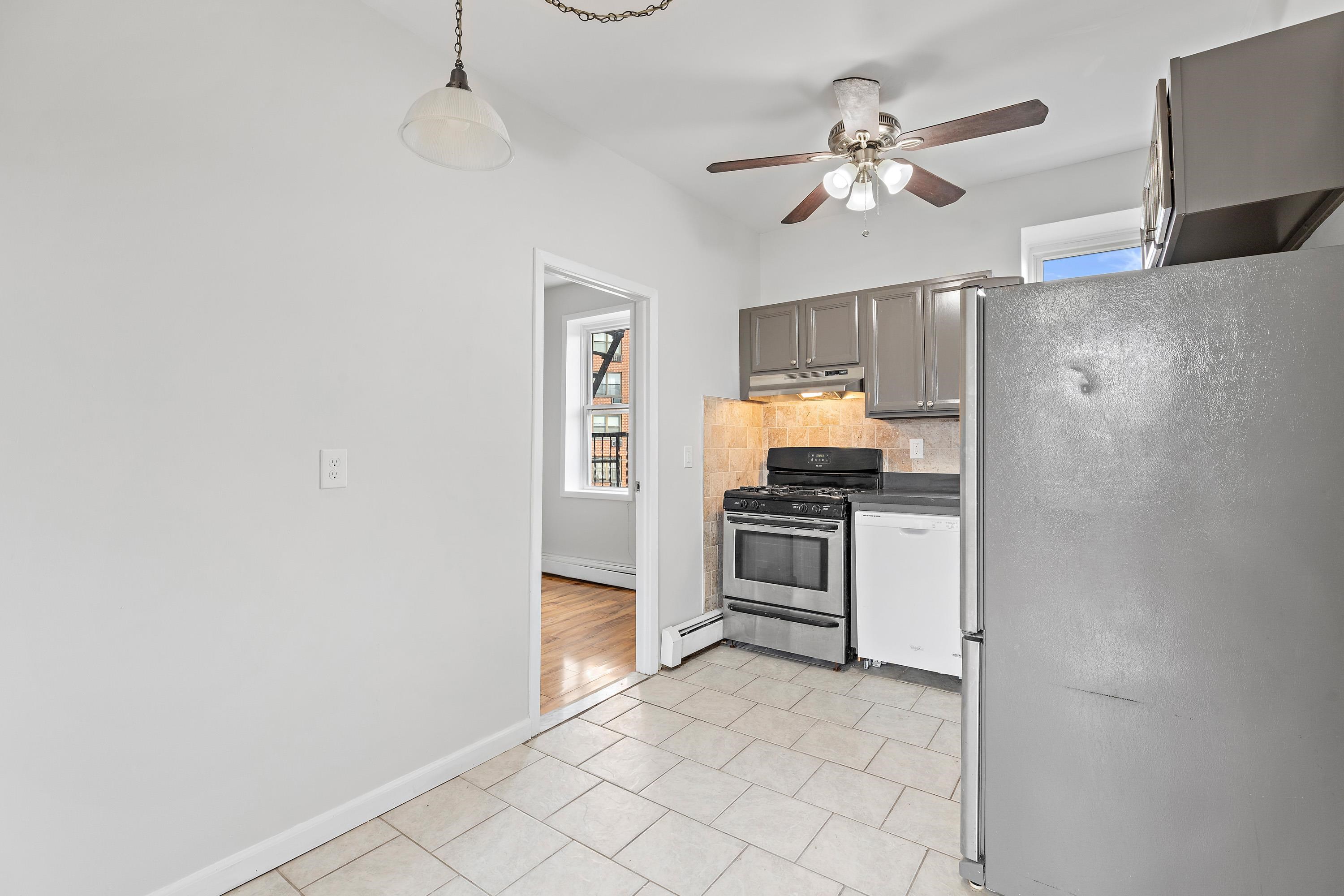314 Paterson Plank Road, Unit 3A Union City, NJ 07087 - Photo 8 of 11 Gallery Image 8