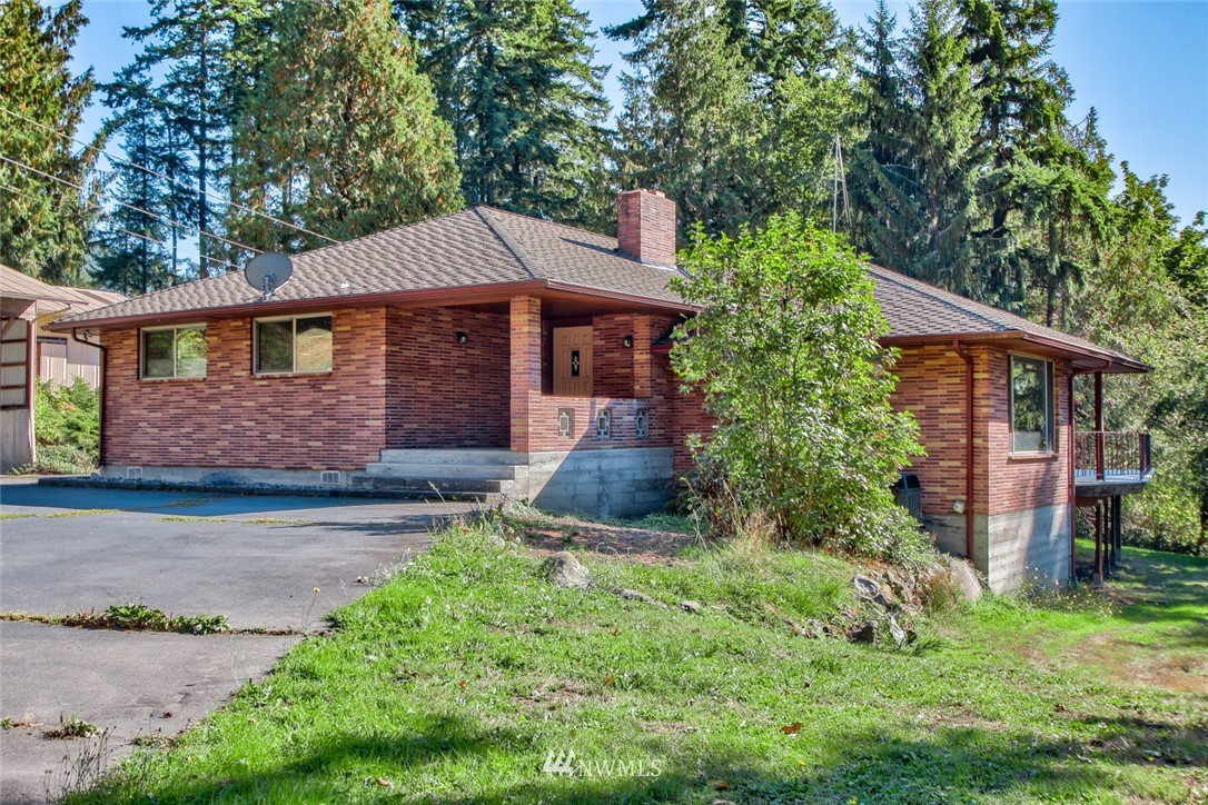 16577 Blodgett Road Mount Vernon, WA 98274 - Photo 1 of 24 Gallery Image 1