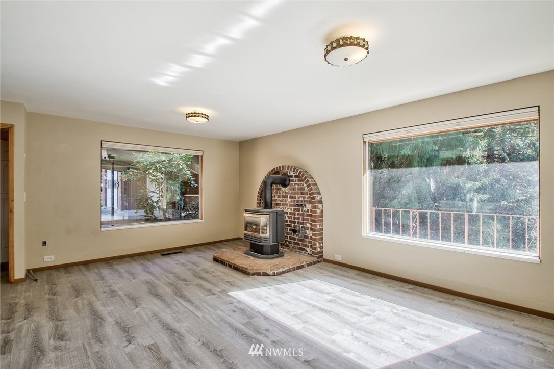 16577 Blodgett Road Mount Vernon, WA 98274 - Photo 11 of 24 Gallery Image 11