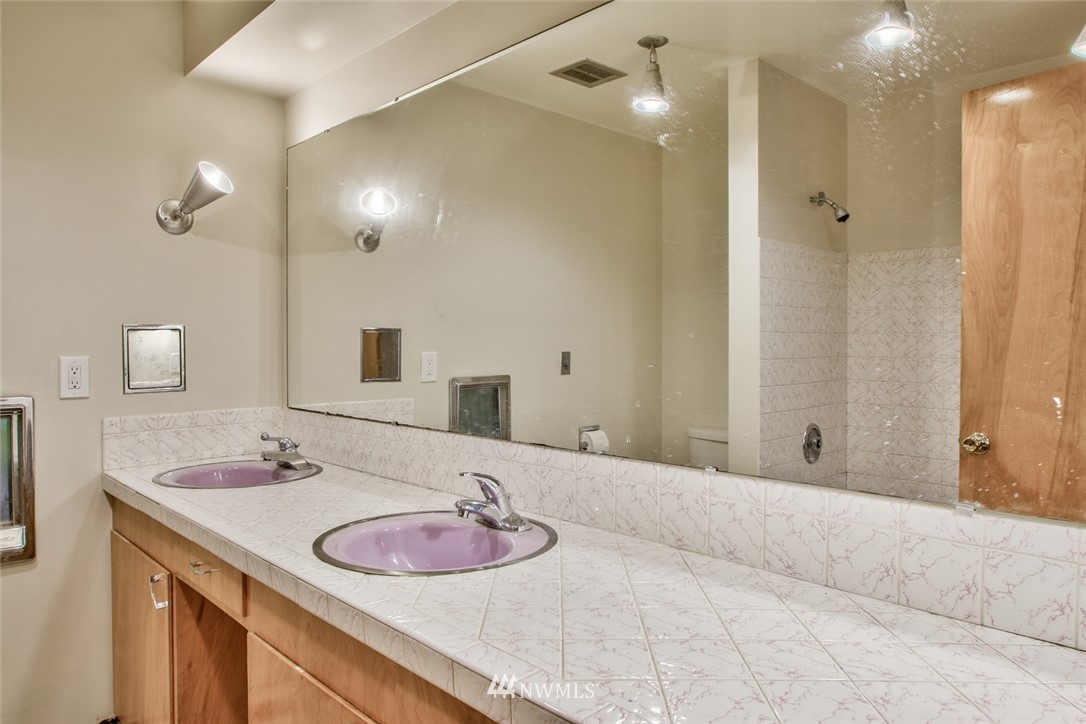 16577 Blodgett Road Mount Vernon, WA 98274 - Photo 17 of 24 Gallery Image 17