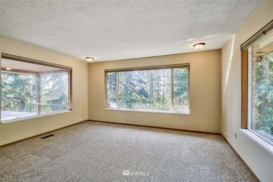 16577 Blodgett Road Mount Vernon, WA 98274 - Photo 6 of 24 Gallery Image 6