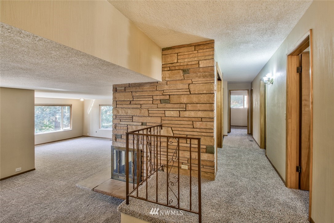 16577 Blodgett Road Mount Vernon, WA 98274 - Photo 8 of 24 Gallery Image 8
