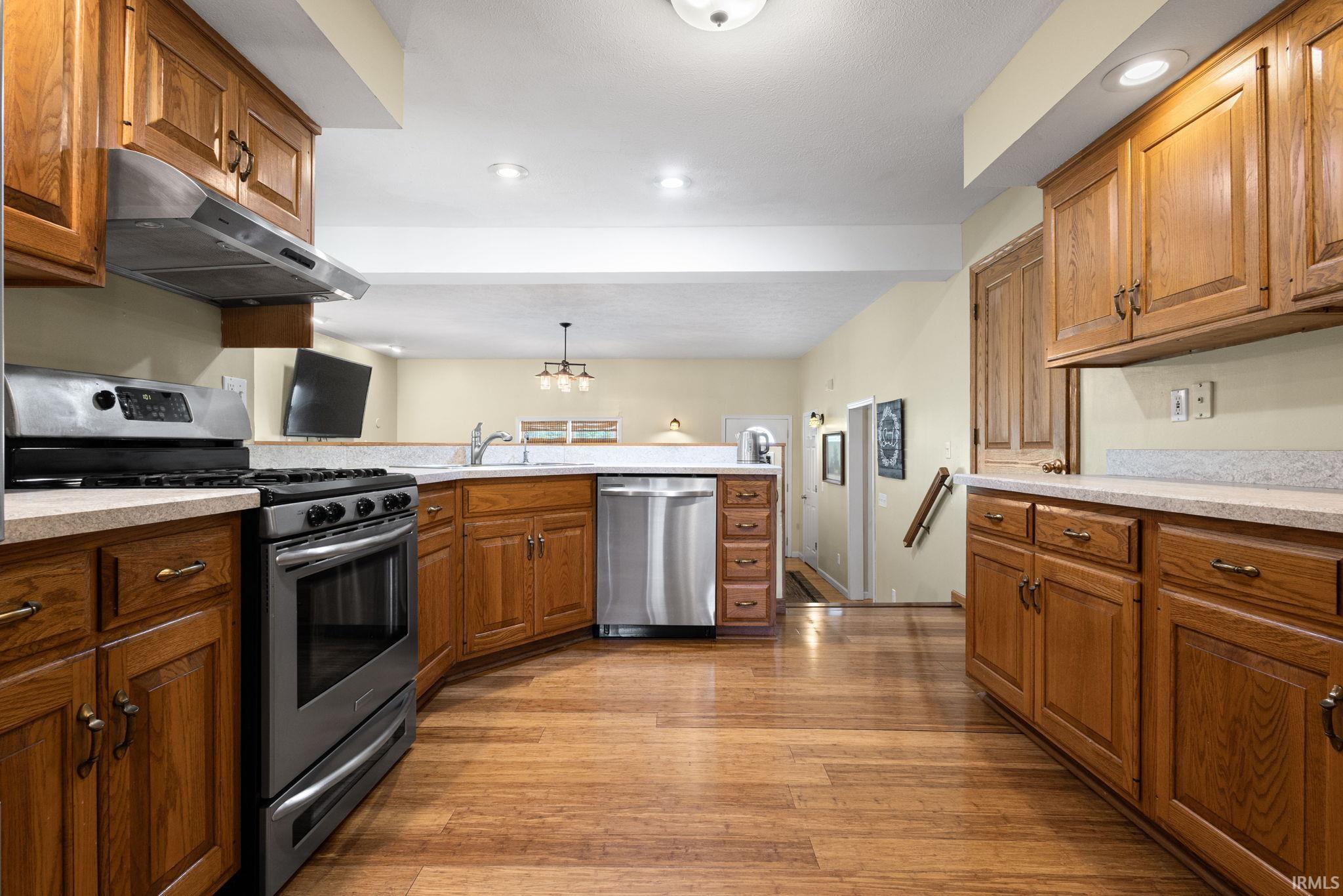 15009 Kelly Road Mishawaka, IN 46544 - Photo 12 of 36