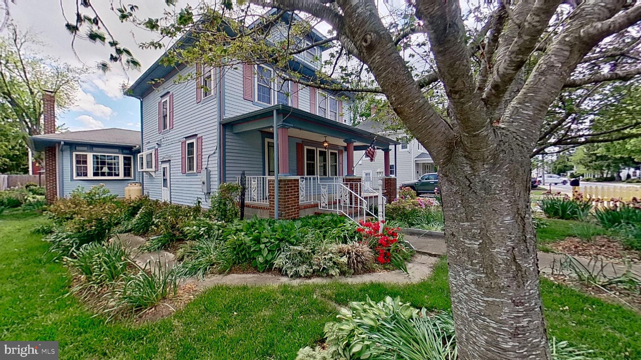 405 Union Street Milton, DE 19968 - Photo 12 of 83 Charming home with lush garden oasis.