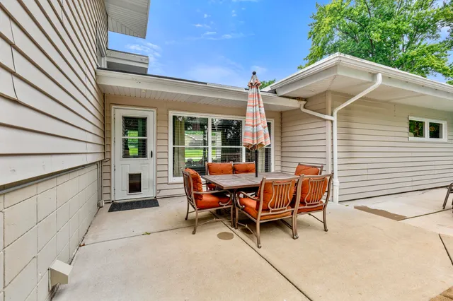 $459,900 | 11310 Haleco Lane, Hales Corners, WI 53130