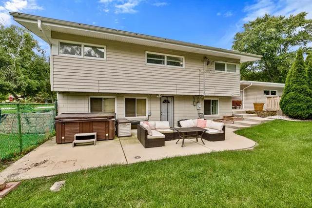 $459,900 | 11310 Haleco Lane, Hales Corners, WI 53130