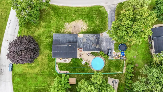 $459,900 | 11310 Haleco Lane, Hales Corners, WI 53130