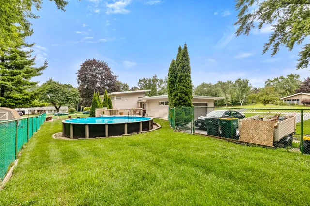 $459,900 | 11310 Haleco Lane, Hales Corners, WI 53130