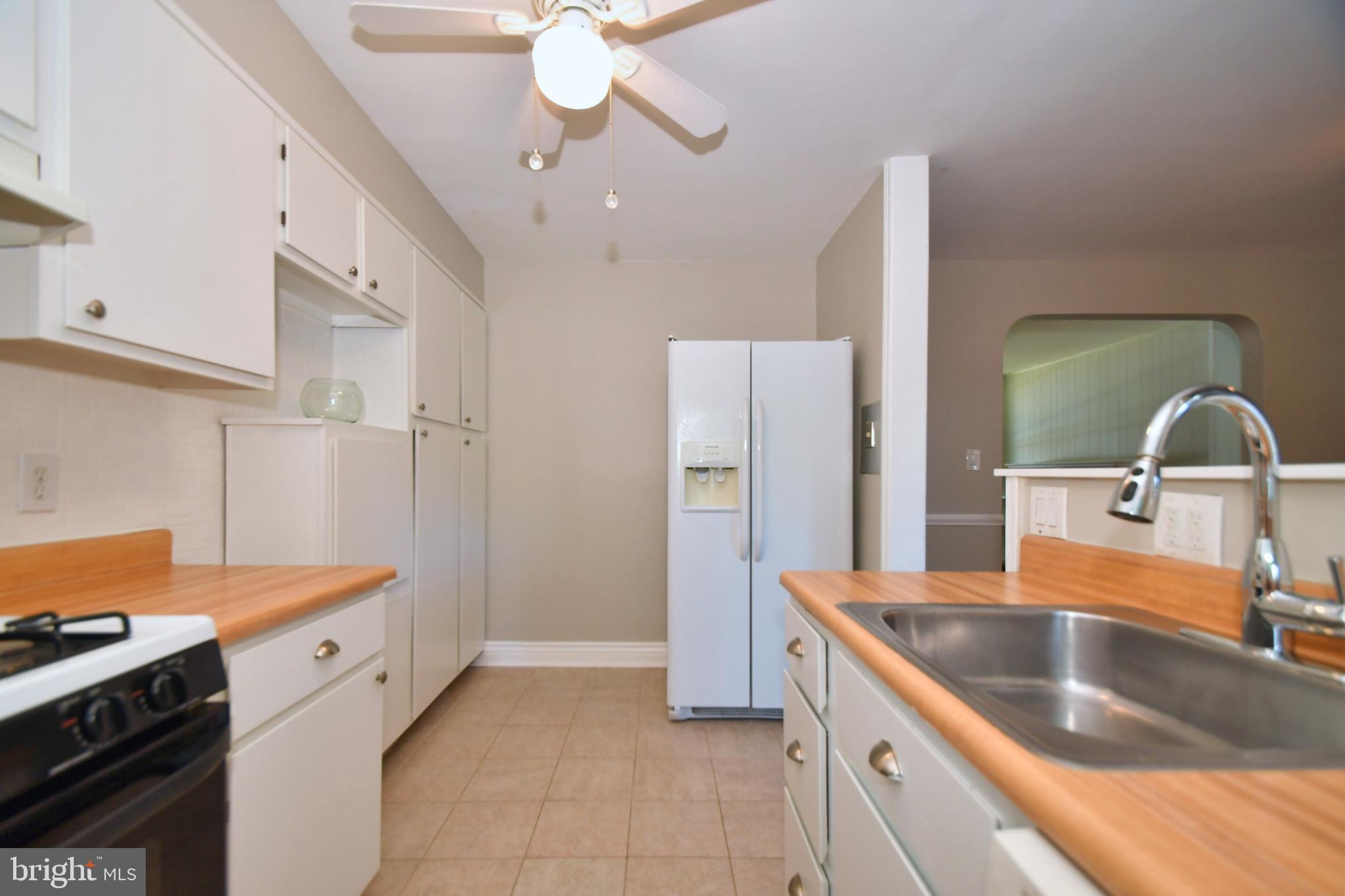 1706 Aberdeen Road Towson, MD 21286 - Photo 12 of 38 Kitchen