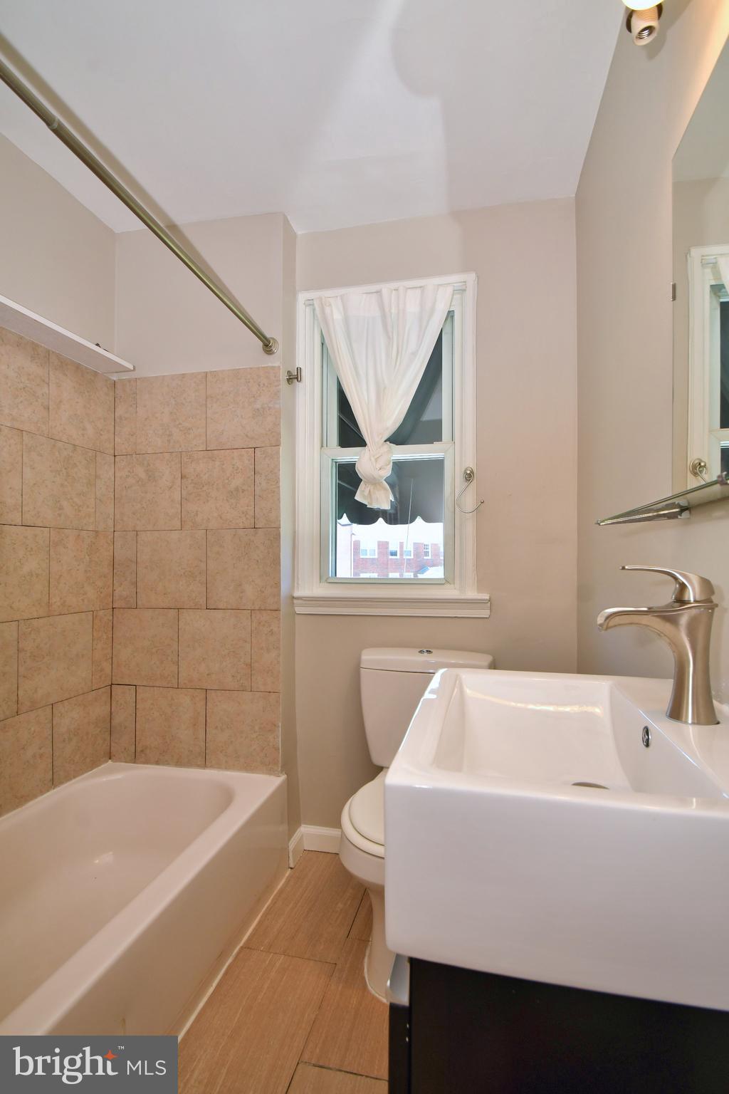 1706 Aberdeen Road Towson, MD 21286 - Photo 25 of 38 Full Bathroom 1