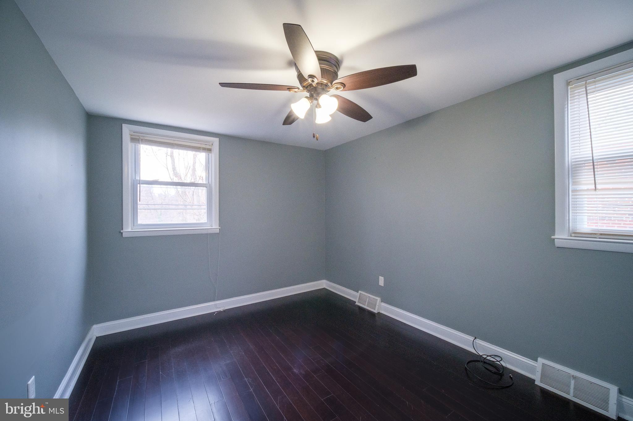 728 Hill Road Philadelphia, PA 19128 - Photo 9 of 20