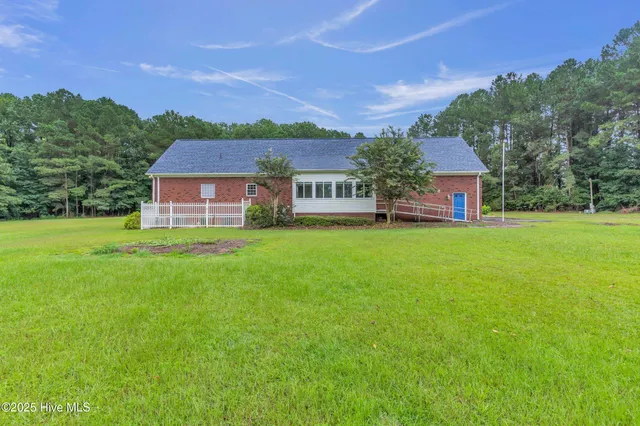$434,999 | 235 Kitty Noecker Road, Pink Hill, NC 28572