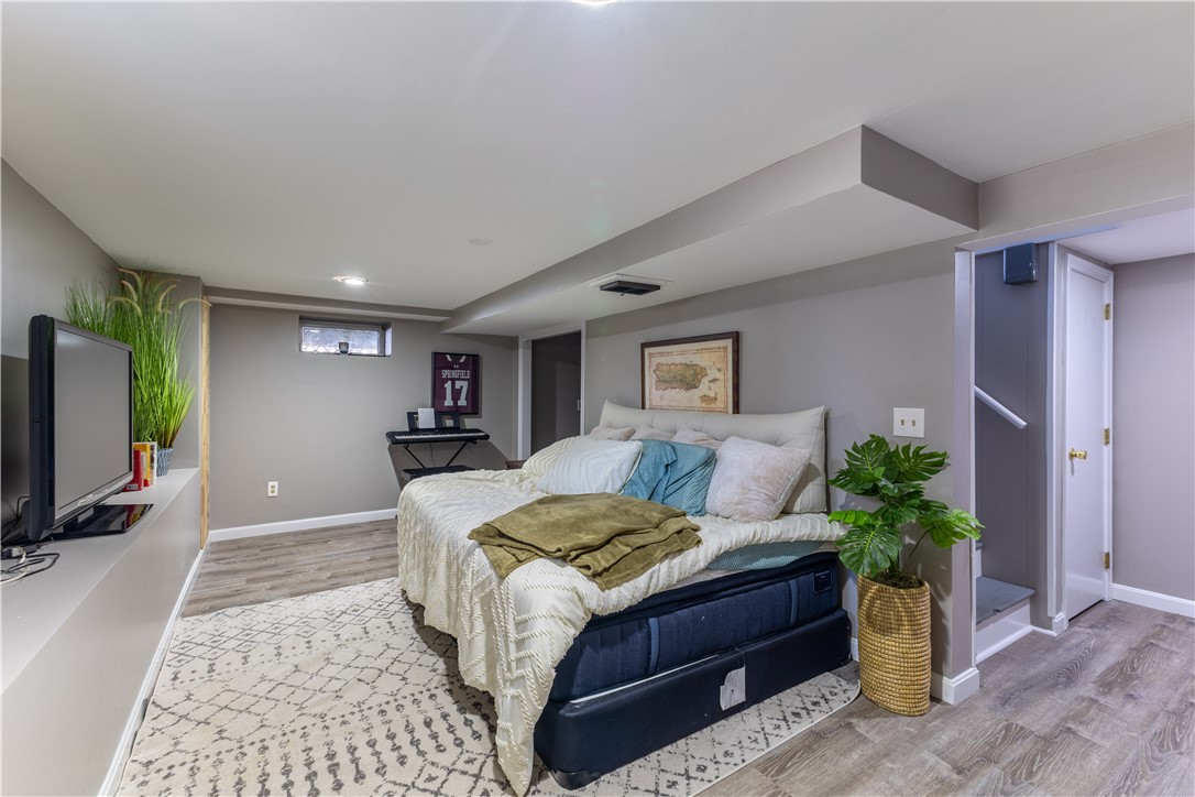 55 Knowles Drive Warwick, RI 02888 - Photo 14 of 28