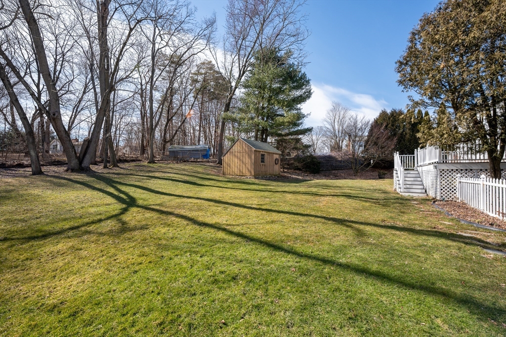 489 Gooseberry Road West Springfield, MA 01089 - Photo 4 of 42 Gallery Image 4