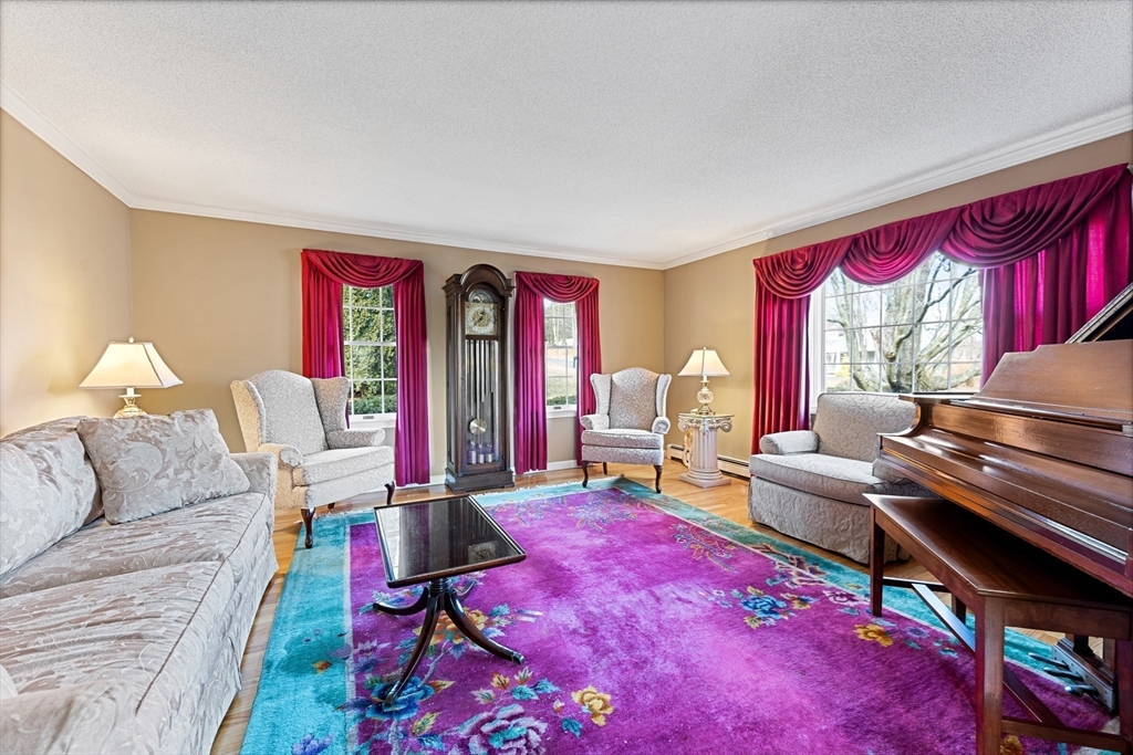 489 Gooseberry Road West Springfield, MA 01089 - Photo 7 of 42 Gallery Image 7
