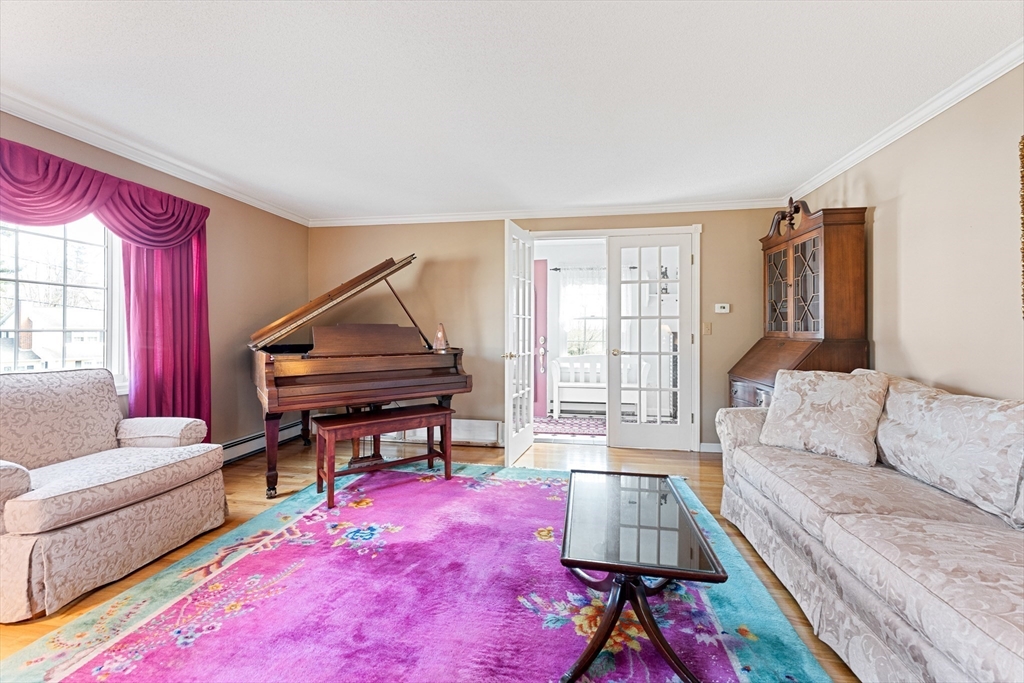 489 Gooseberry Road West Springfield, MA 01089 - Photo 8 of 42 Gallery Image 8