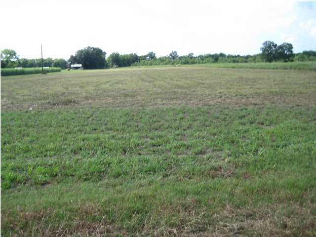 2 Chawee Road Breaux Bridge, LA 70517 - Photo 2 of 3 Gallery Image 2