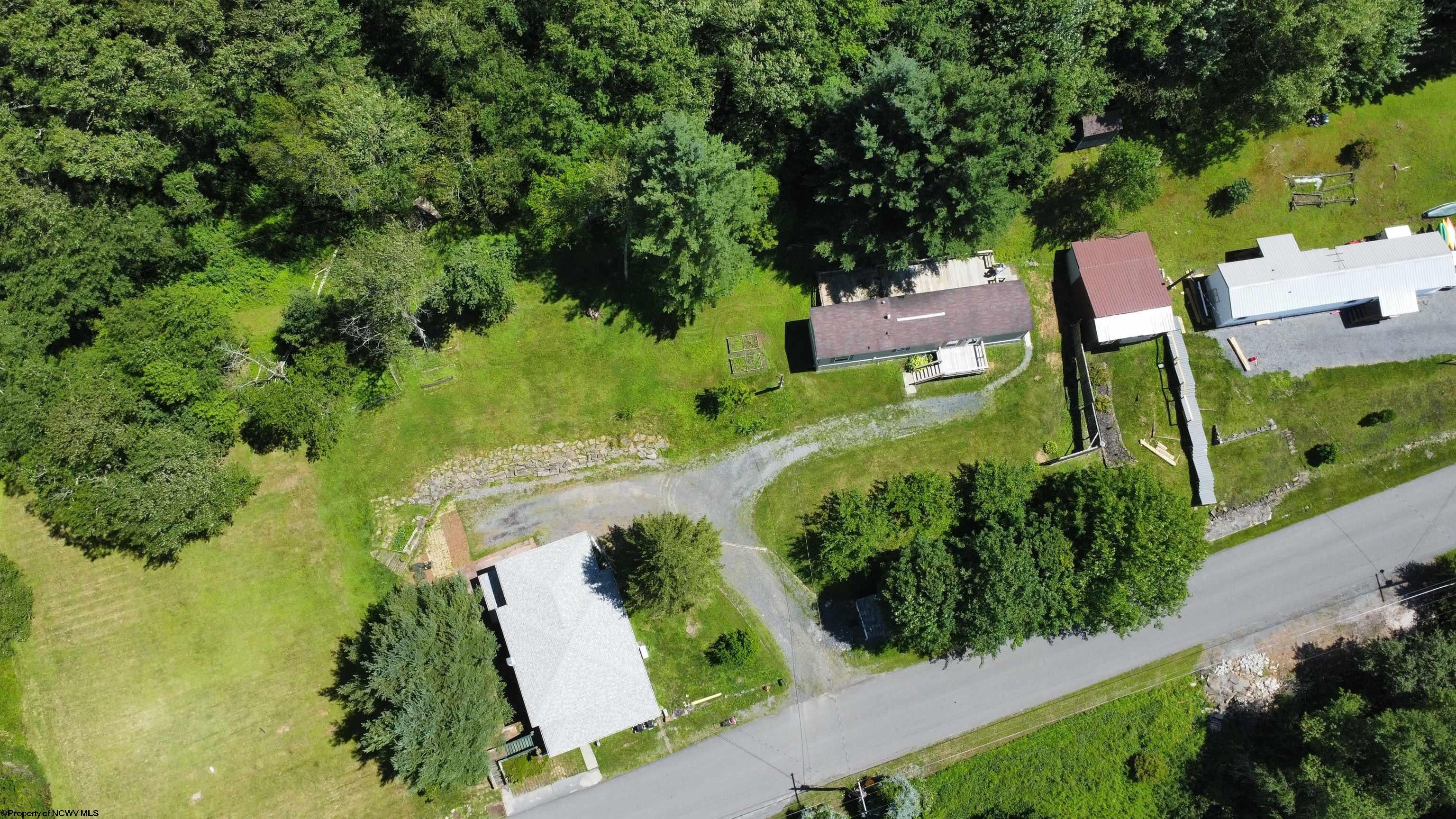 267 Douglas Road Thomas, WV 26292 - Photo 10 of 30 Gallery Image 10