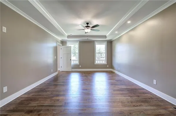 $779,900 | 10 Dove Pointe, Euharlee, GA 30145