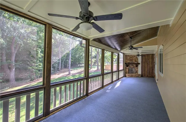 $779,900 | 10 Dove Pointe, Euharlee, GA 30145