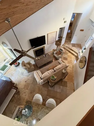 $7,995 | 377 Magnolia Drive, Laguna Beach, CA 92651