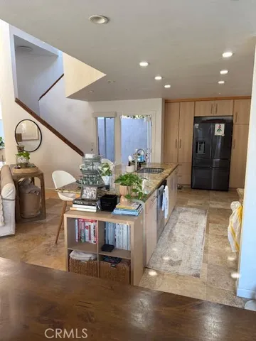 $7,995 | 377 Magnolia Drive, Laguna Beach, CA 92651