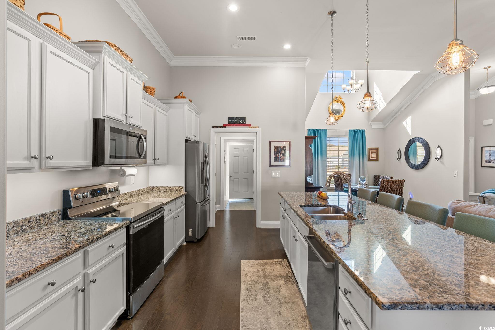 212 Hull Street Surfside Beach, SC 29575 - Photo 11 of 40