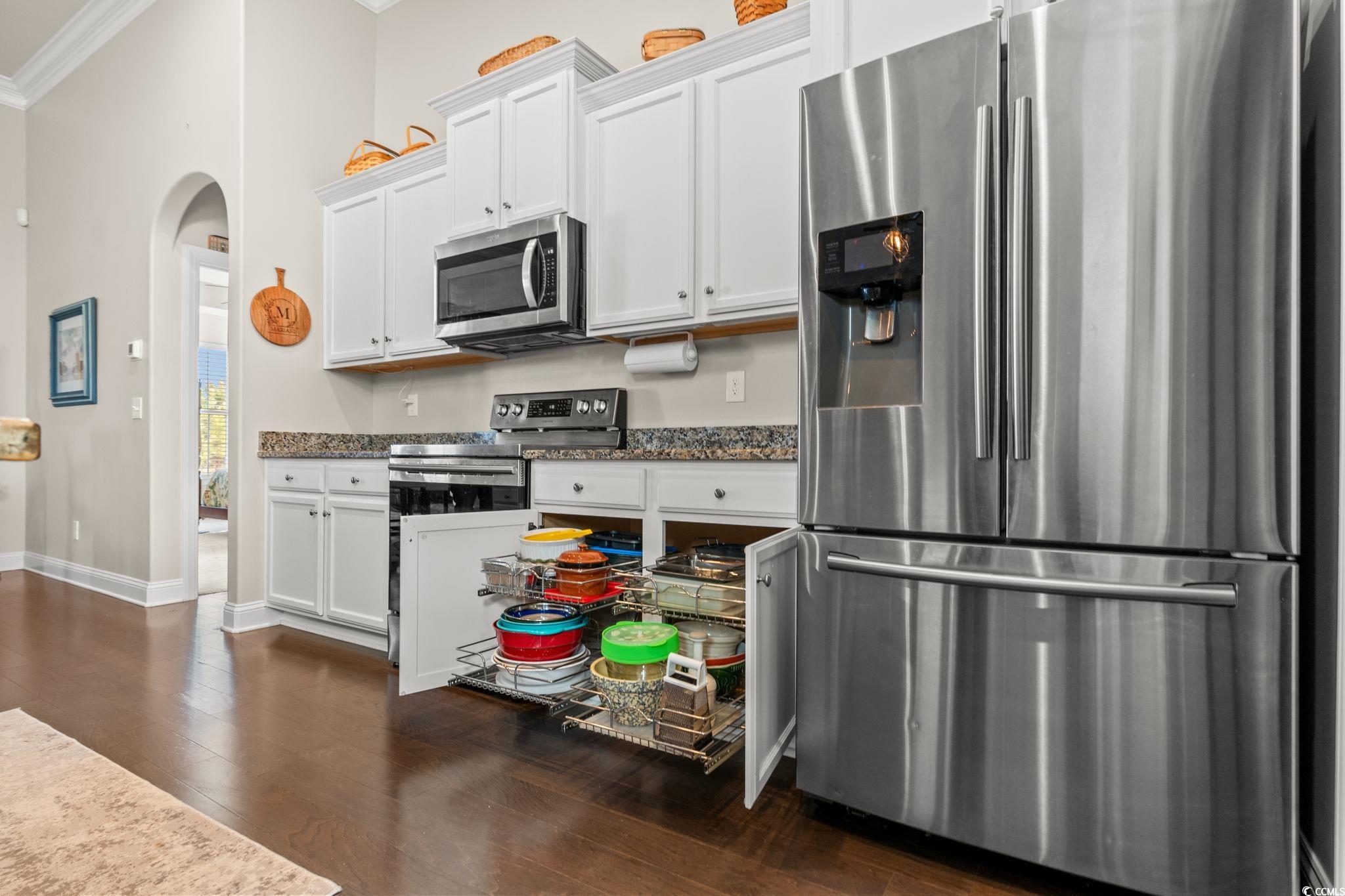 212 Hull Street Surfside Beach, SC 29575 - Photo 9 of 40