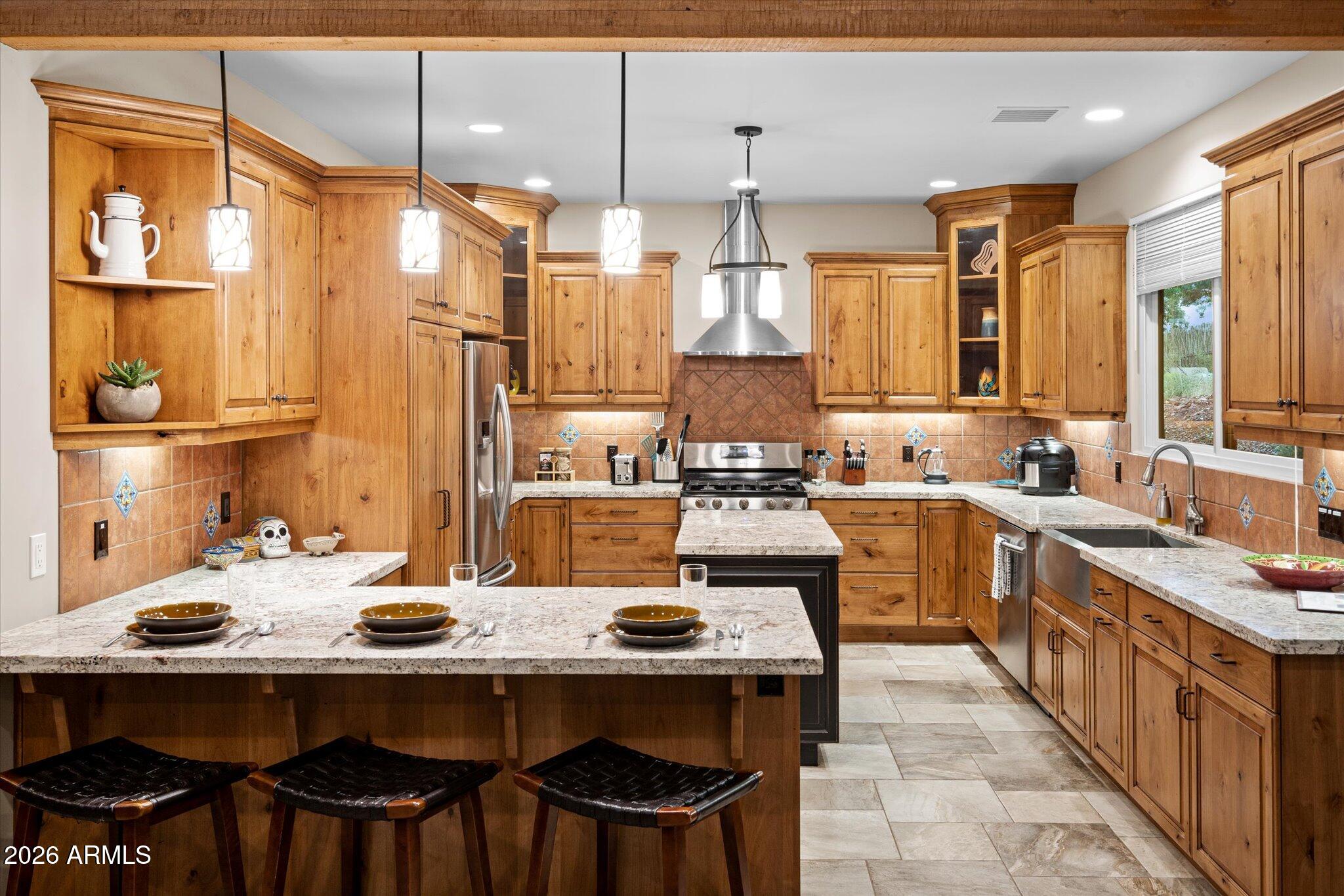 32 Susan Way Sedona, AZ 86336 - Photo 3 of 41 22-DSC09694