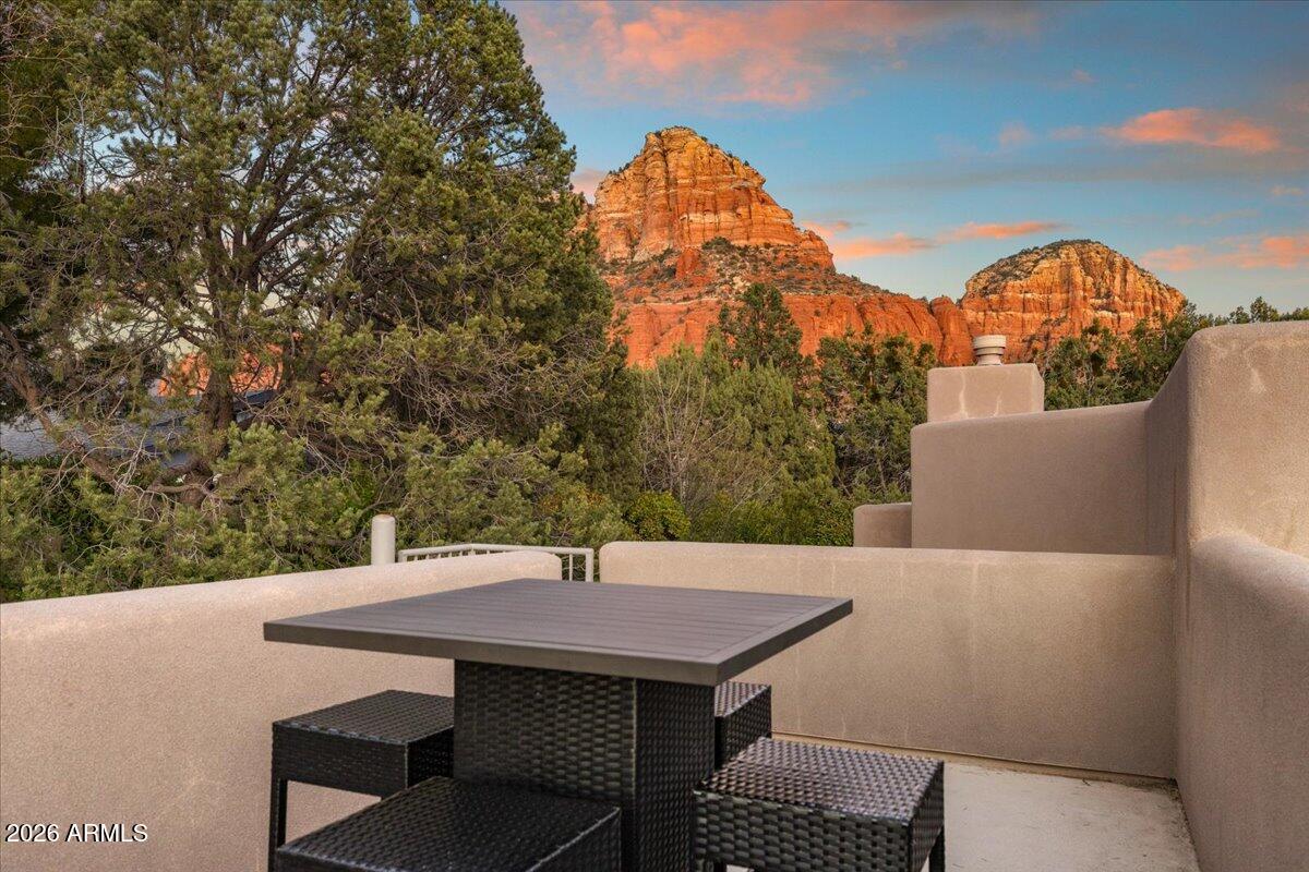 32 Susan Way Sedona, AZ 86336 - Photo 32 of 41 Deck View