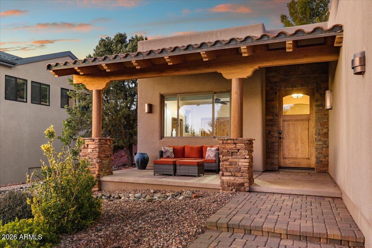 32 Susan Way Sedona, AZ 86336 - Photo 6 of 41 Front of Home