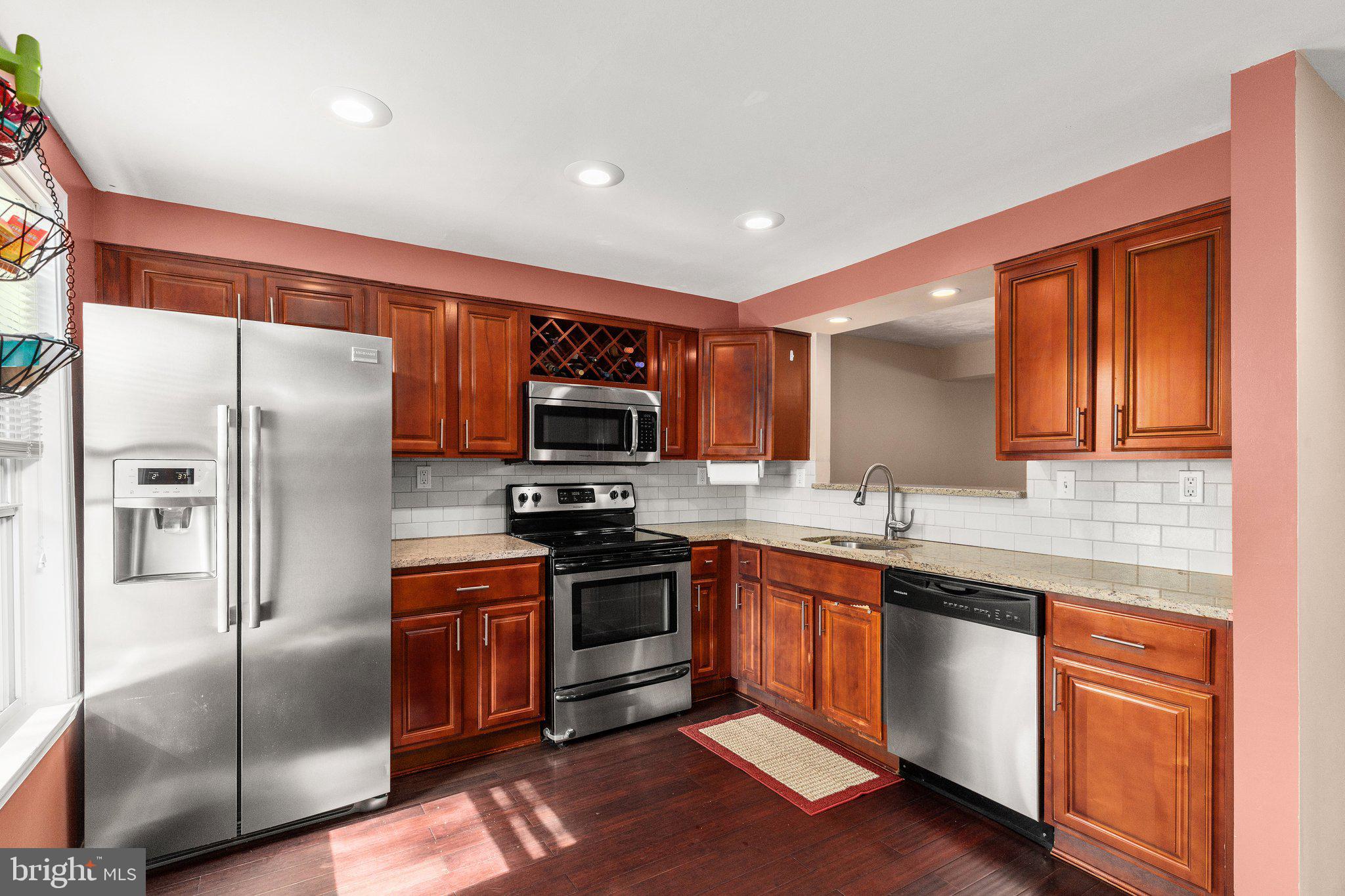 512 Holly Hunt Road Baltimore, MD 21220 - Photo 2 of 24
