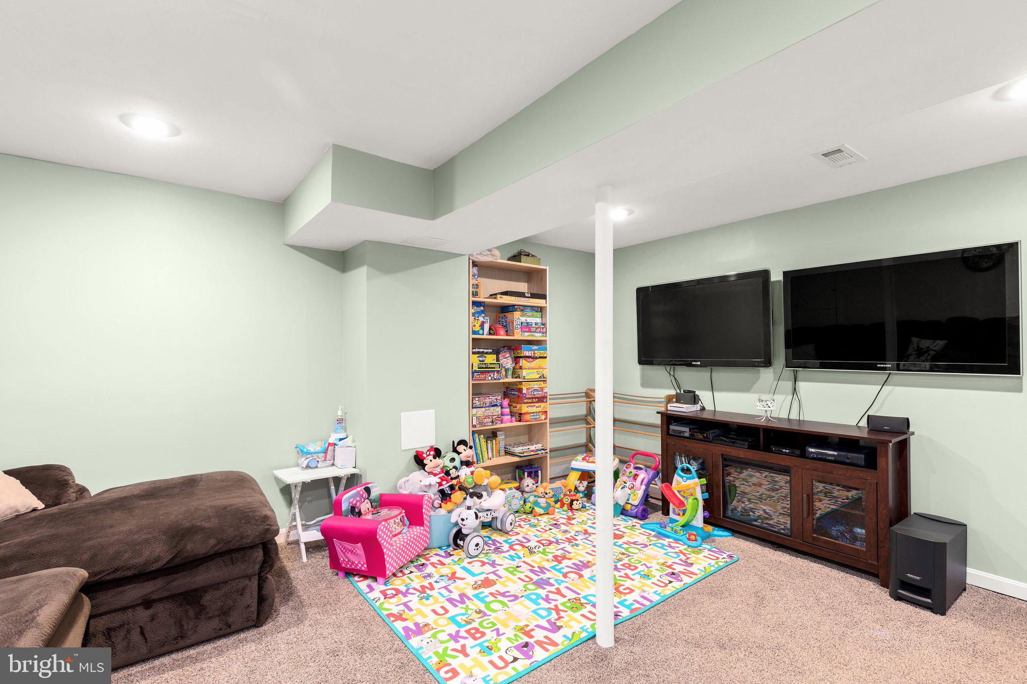 512 Holly Hunt Road Baltimore, MD 21220 - Photo 19 of 24