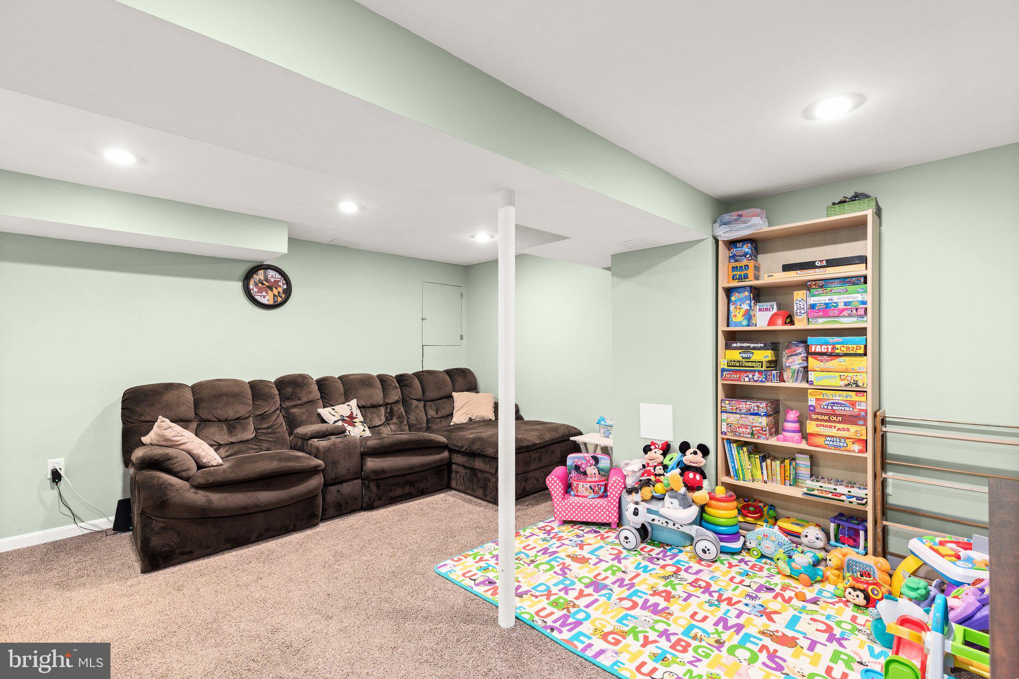 512 Holly Hunt Road Baltimore, MD 21220 - Photo 20 of 24