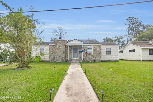 $210,000 | 325 Miller Boulevard, Havelock, NC 28532