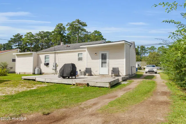 $210,000 | 325 Miller Boulevard, Havelock, NC 28532