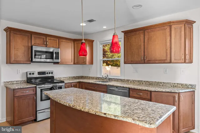 $465,000 | 217 Pebble Court, Chalfont, PA 18914