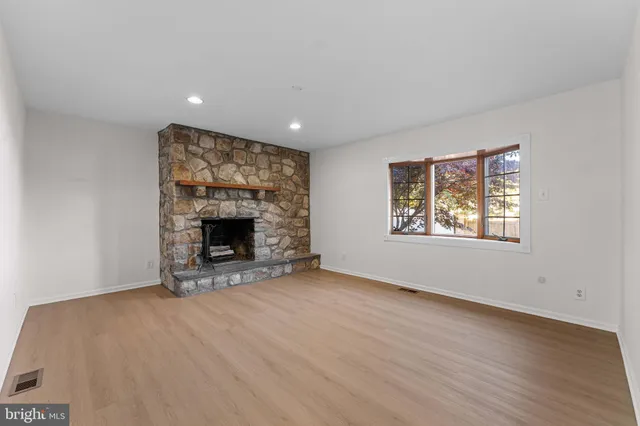 $465,000 | 217 Pebble Court, Chalfont, PA 18914