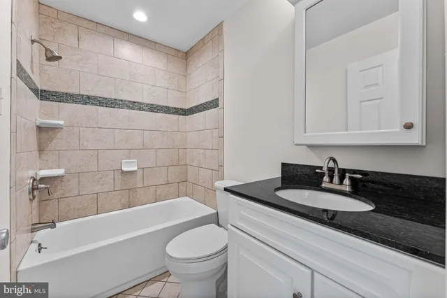 $465,000 | 217 Pebble Court, Chalfont, PA 18914