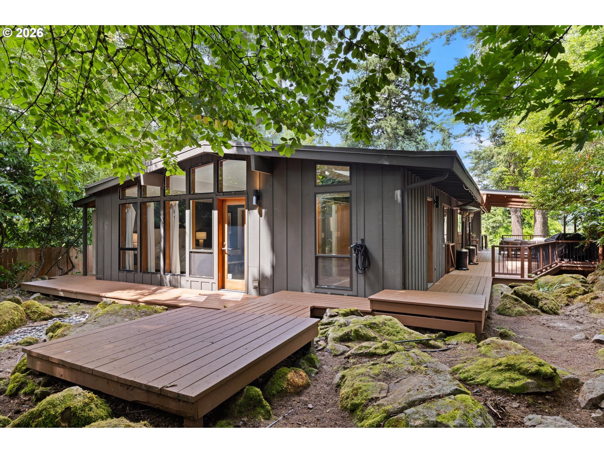 570 Middlecrest Road Lake Oswego, OR 97034 - Photo 38 of 46 Gallery Image 38