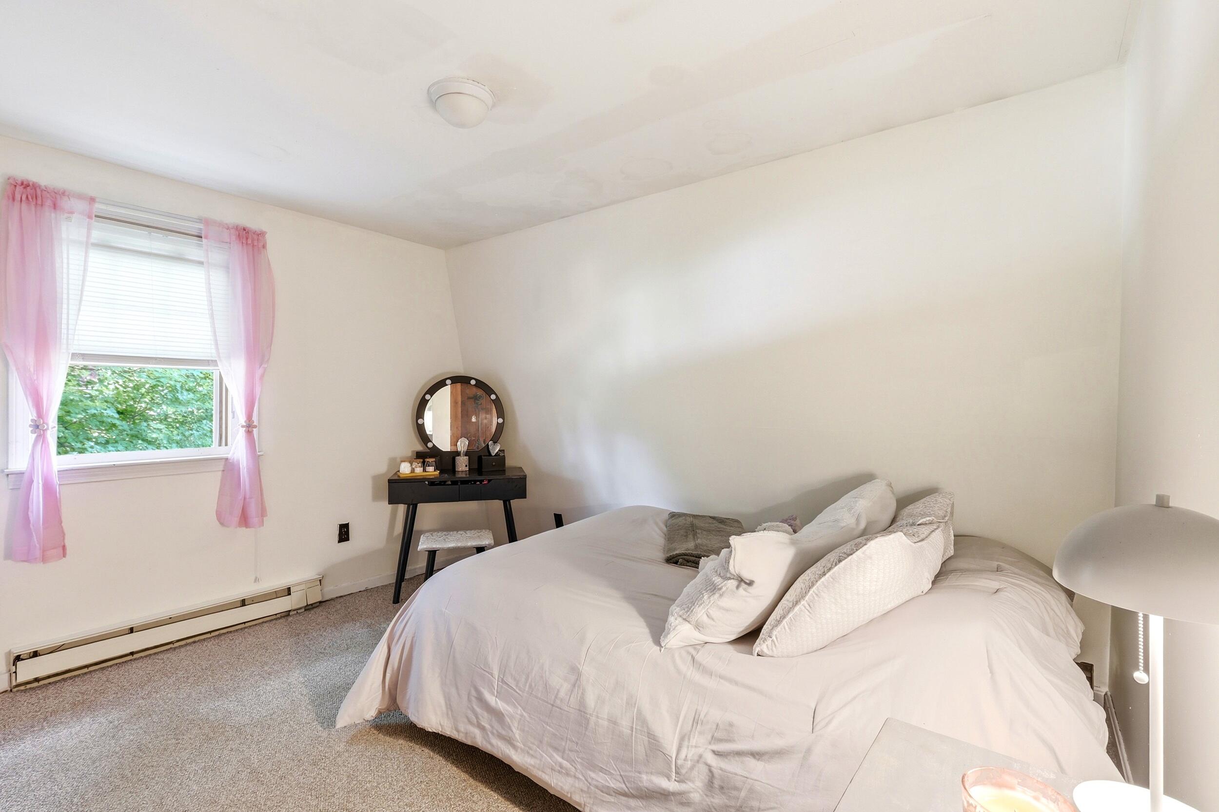 250 Pine Hill Road Berwick, ME 03901 - Photo 32 of 45 32_on_the_mark-et_157