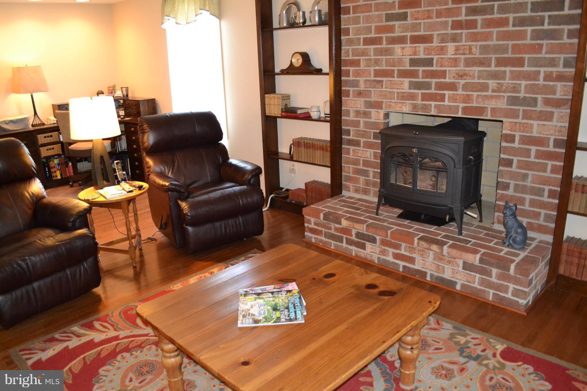 1213 Brookview Road Towson, MD 21286 - Photo 13 of 29 Family Room