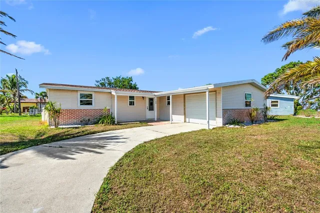$2,300 | 160 Francis Drive Northeast, Port Charlotte, FL 33952